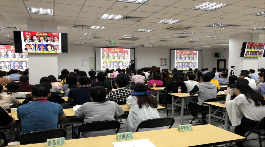 1704956774515873.png image.png